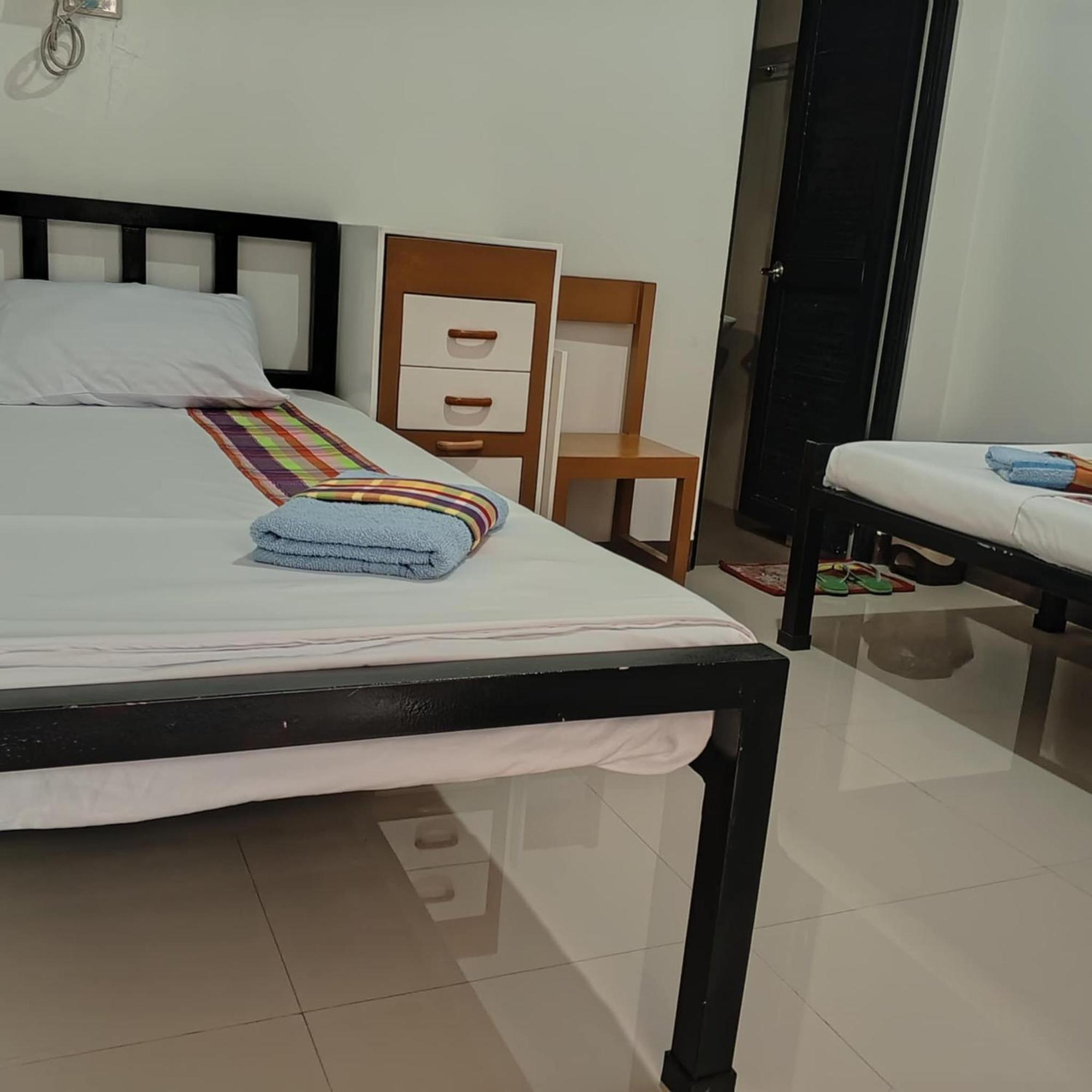 Benediktus Pilgerhaus Hotel Vigan Room photo